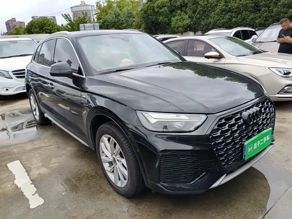 Audi Q5L 2022 — фото 10