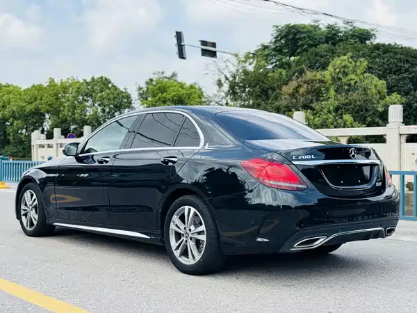 Mercedes-Benz C-Class 2021