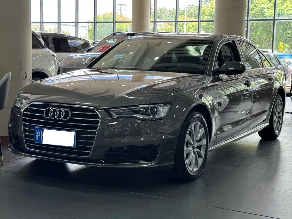 Audi A6L 2016 — фото 1