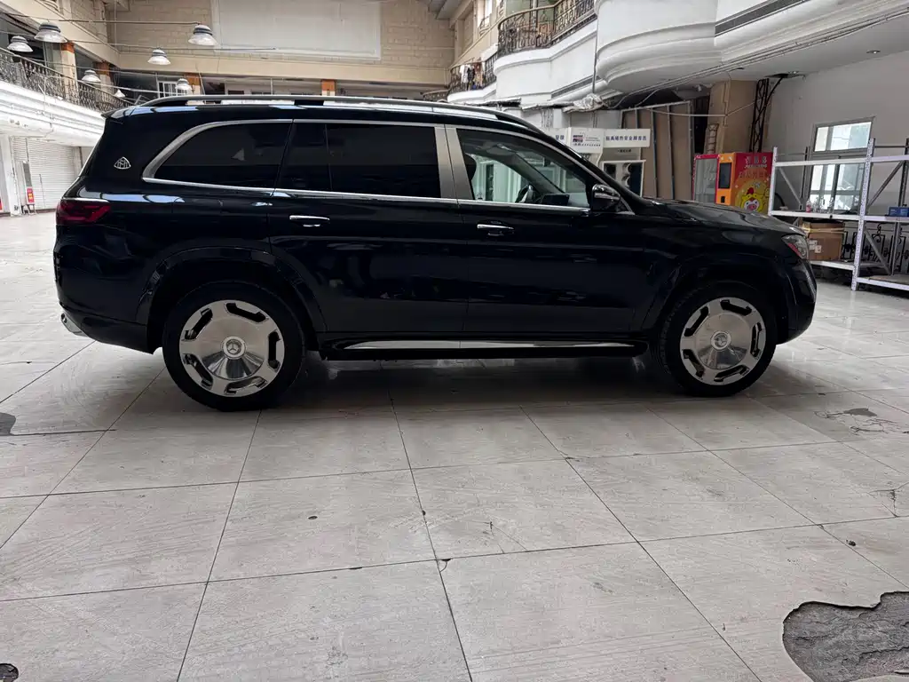 Mercedes-Benz GLS 2024 — фото 19
