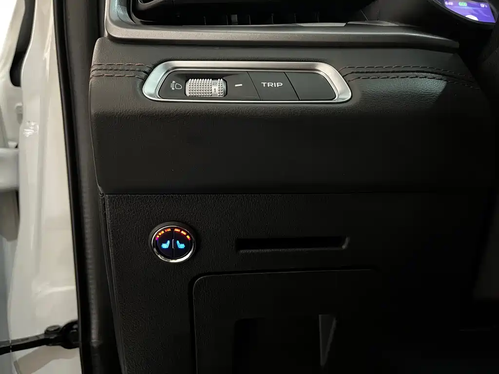 Geely Vision X6 2023 — фото 17