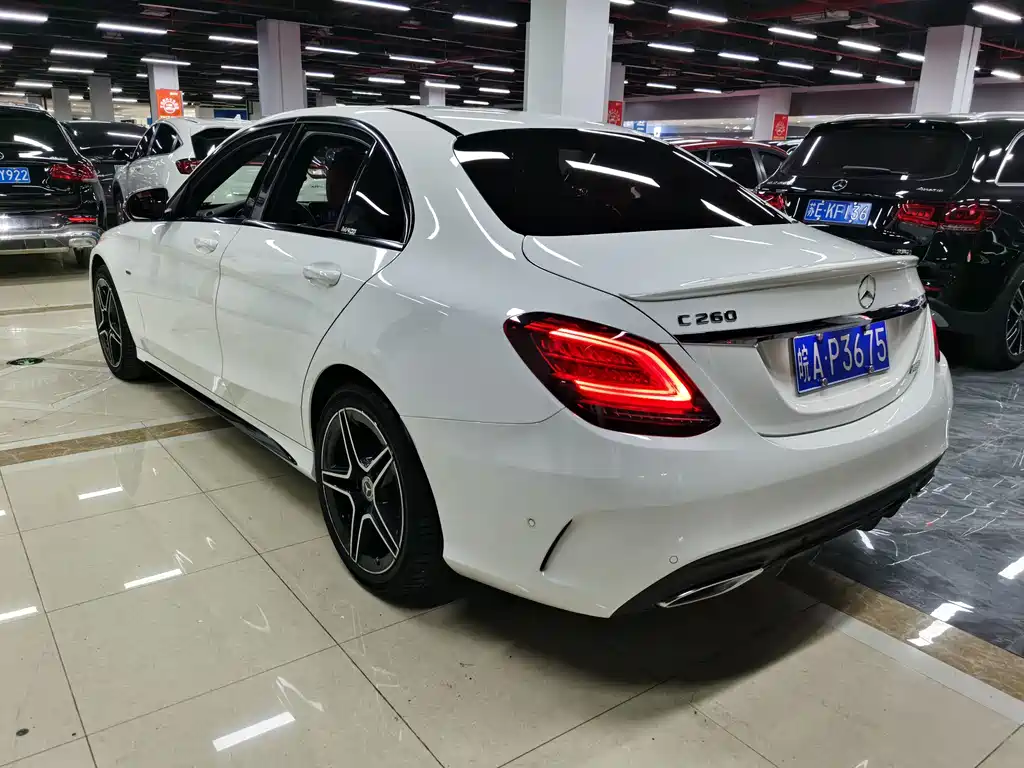 Mercedes-Benz C-Class 2021 — фото 10
