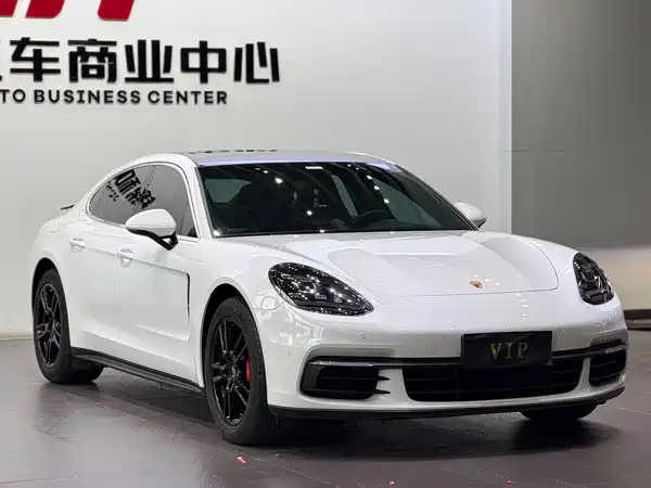 Porsche Panamera 2018