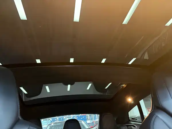 Tesla Model S 2018
