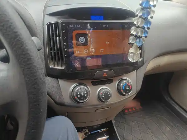 Hyundai Yuedong 2015