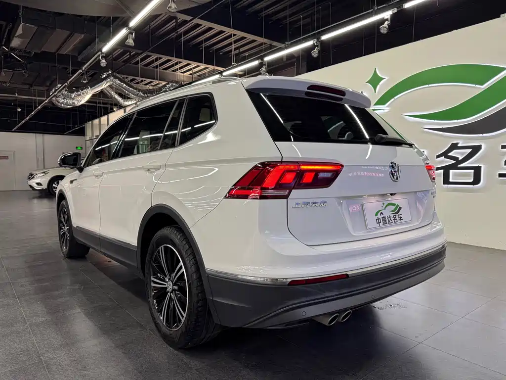 Volkswagen Tiguan L 2020