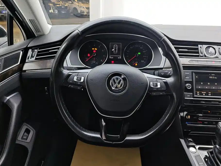 Volkswagen Magotan 2019 — фото 15