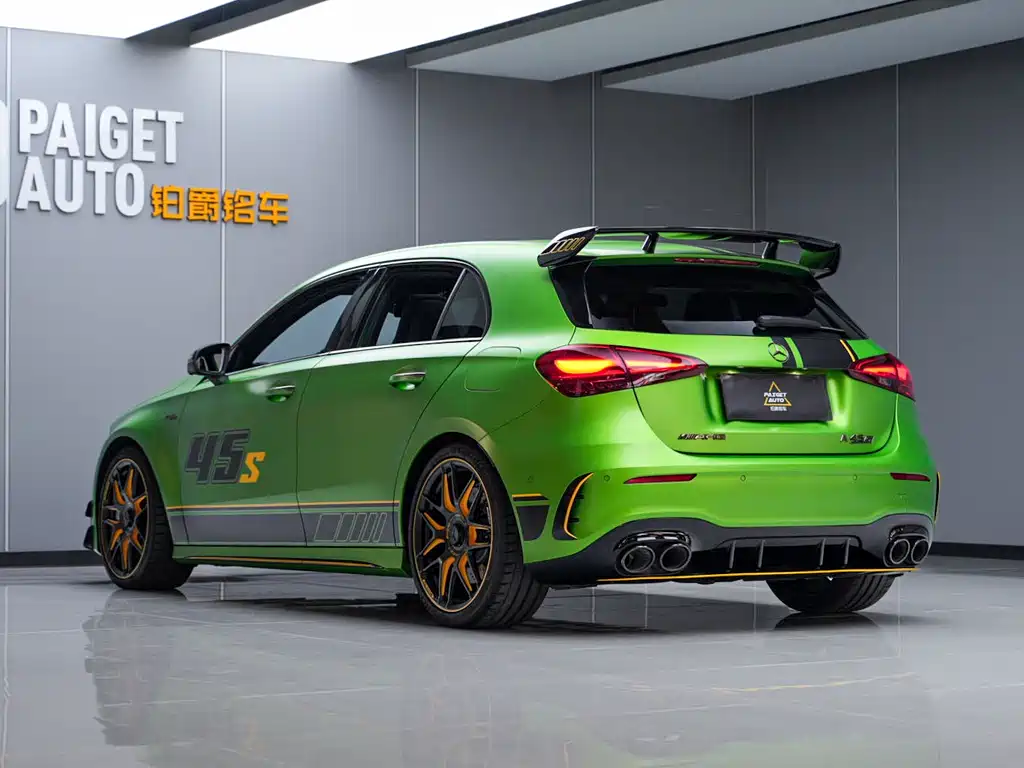 Mercedes-Benz A-Class AMG 2024 — фото 4