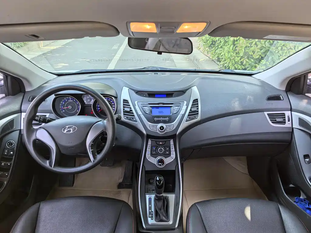 Hyundai Elantra Langdong 2015 — фото 6