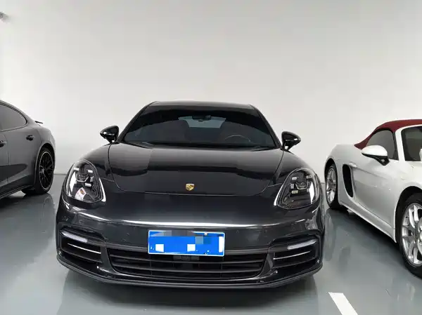 Porsche Panamera 2020