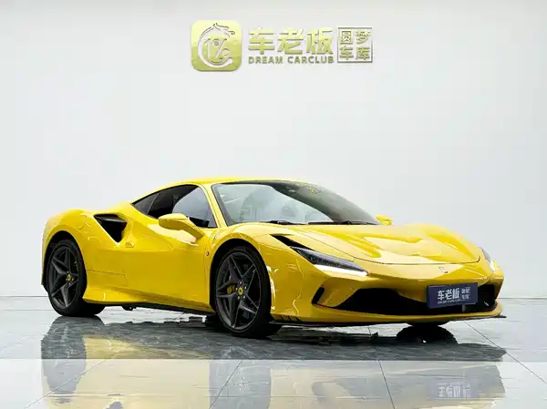Ferrari F8 2021