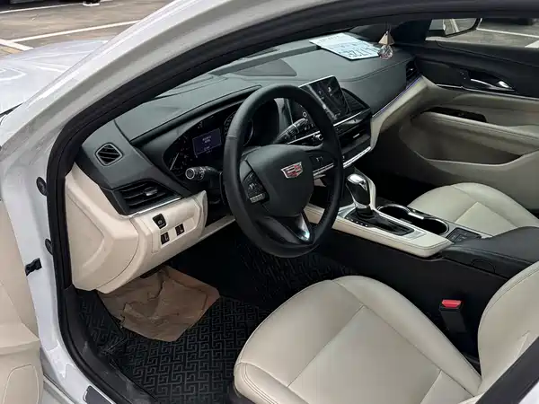 Cadillac CT4 2020