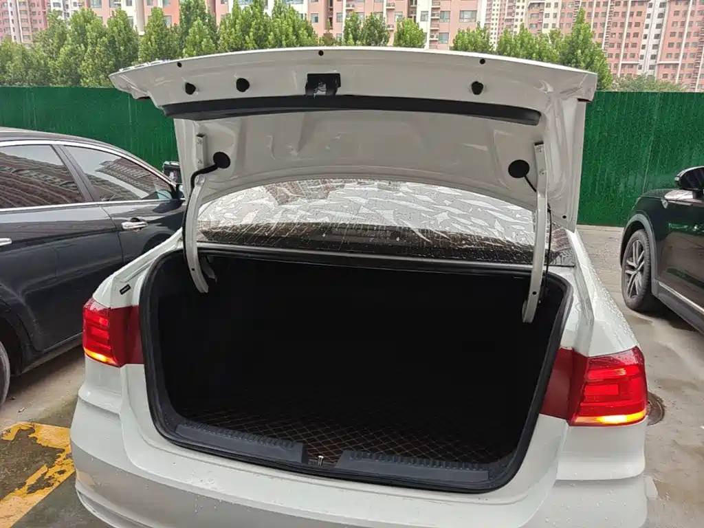 Volkswagen Santana 2022 — фото 19