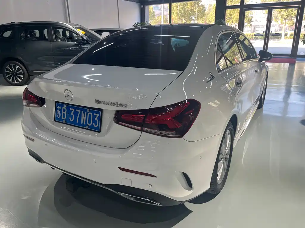 Mercedes-Benz A-Class 2020 — фото 5