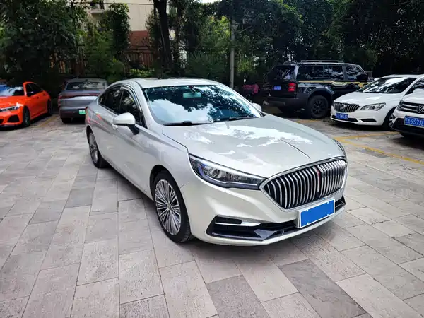 Hongqi H5 2022