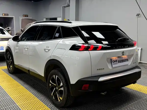 Peugeot 2008 2022