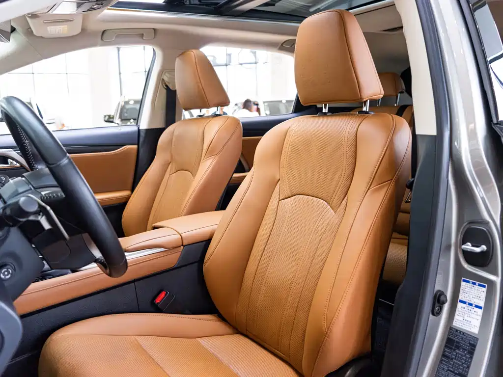Lexus RX 2020 — фото 11