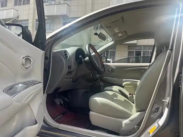 Nissan Sunny 2019