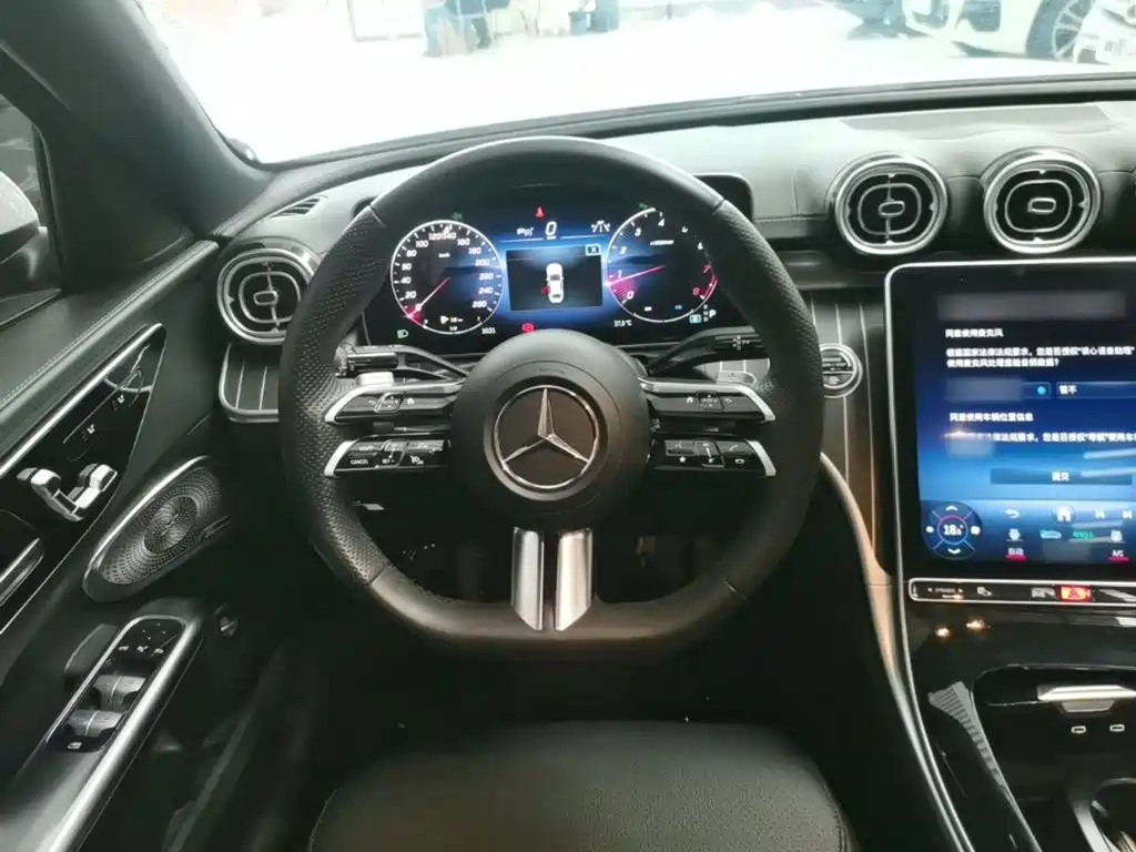 Mercedes-Benz C-Class 2023 — фото 11