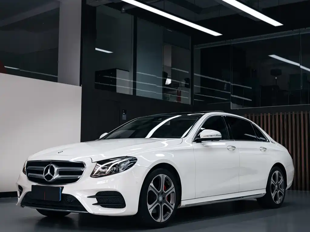Mercedes-Benz E-Class 2016 — фото 1