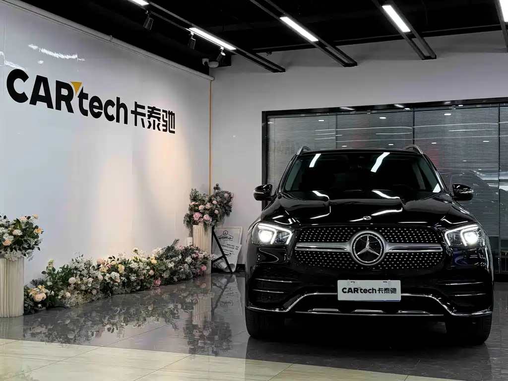 Mercedes-Benz GLE 2020 — фото 2