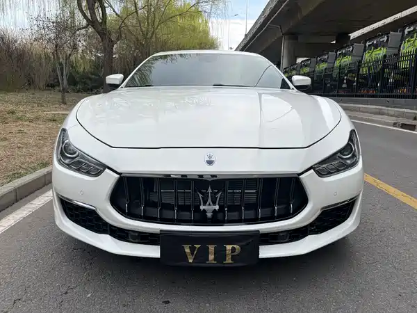 Maserati Ghibli 2023