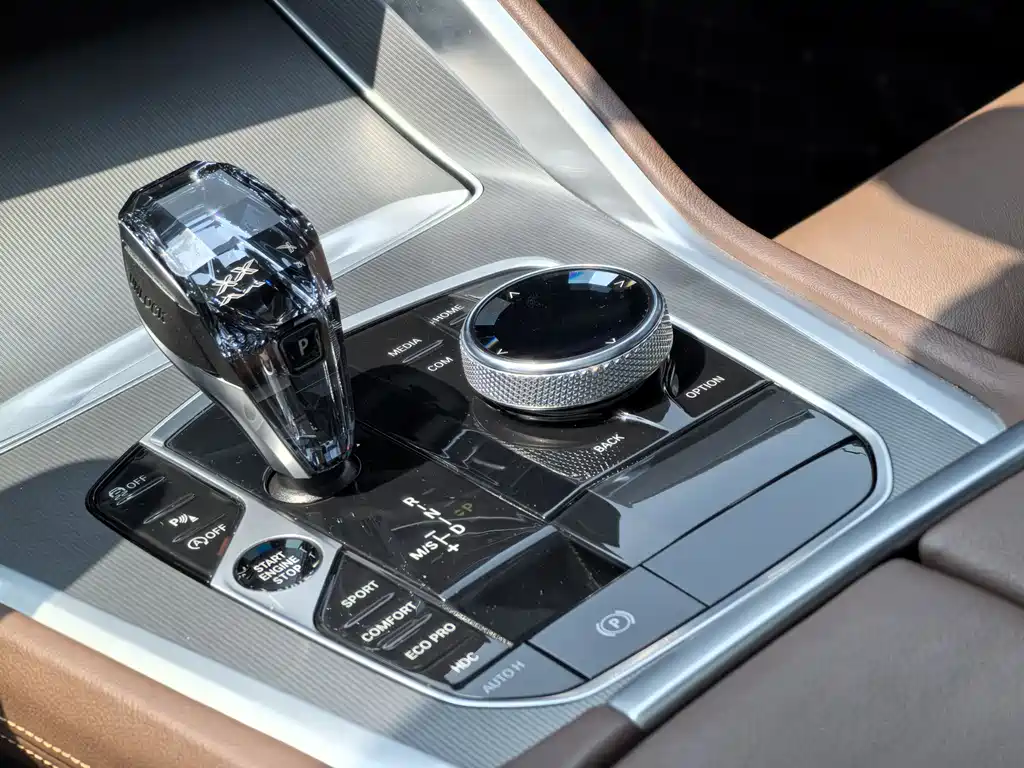 BMW X6 2022 — фото 13