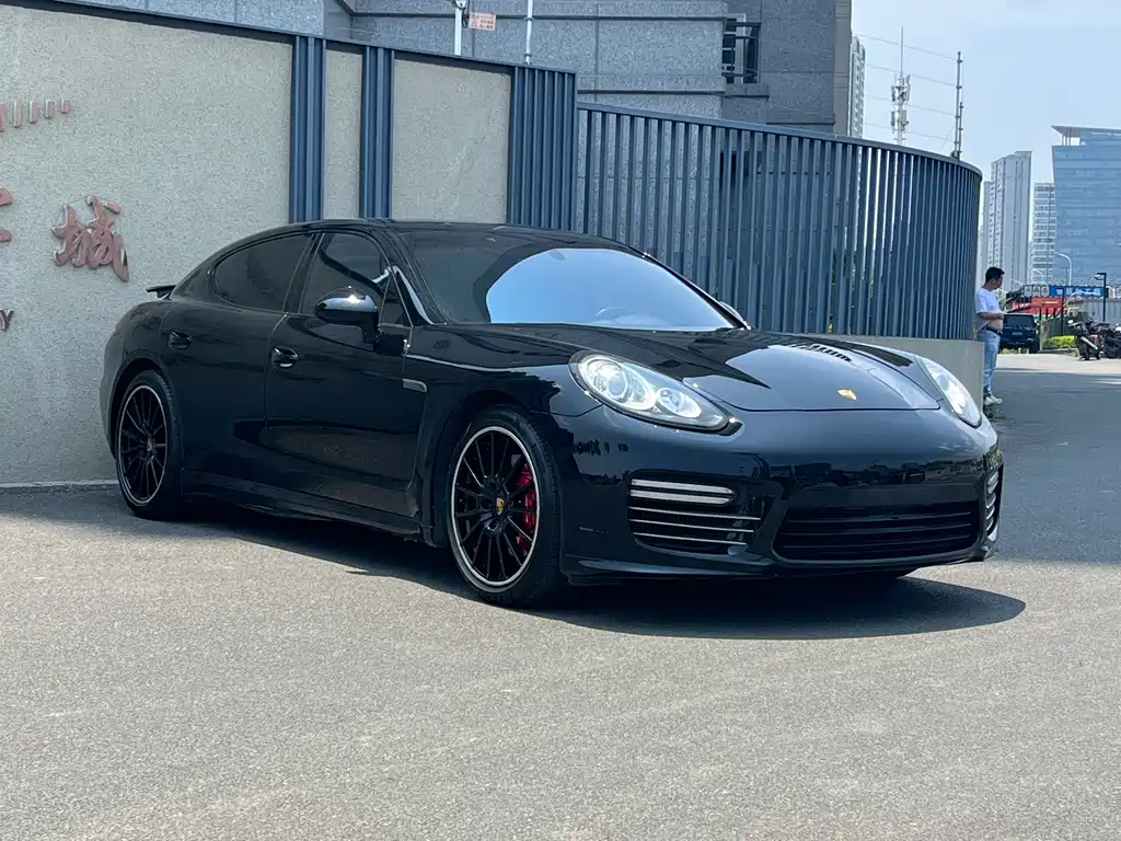 Porsche Panamera 2016