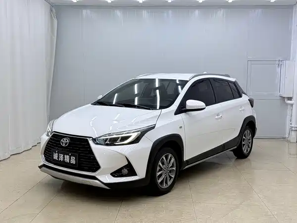 Toyota Yaris L 2023