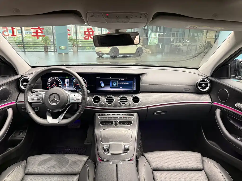 Mercedes-Benz E-Class 2019 — фото 12