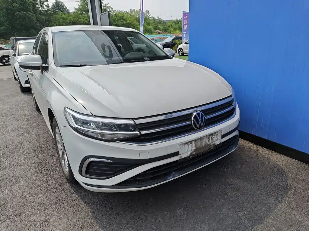 Volkswagen Bora 2024
