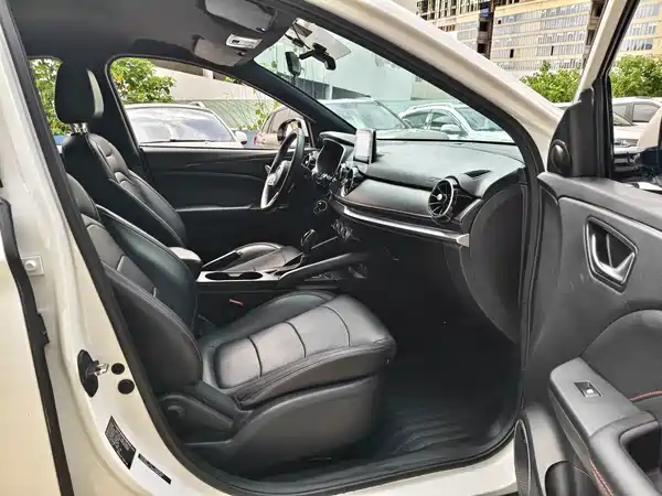 Dongfeng Scenery 500 2022