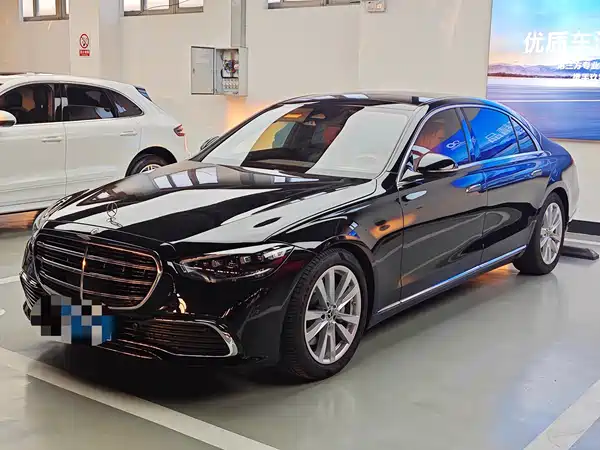 Mercedes-Benz S-Class 2025