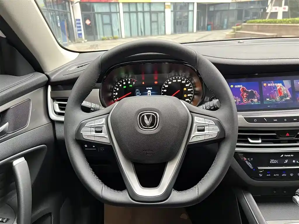Changan CS35PLUS 2020 — фото 11