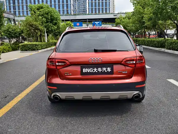 Audi A4 2014