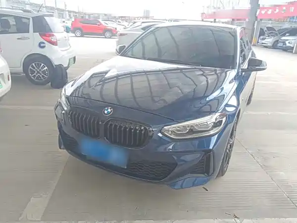 BMW 1 Series 2023