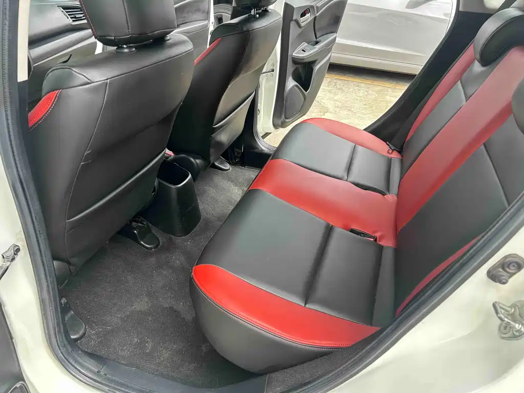 Honda Fit 2015 — фото 6
