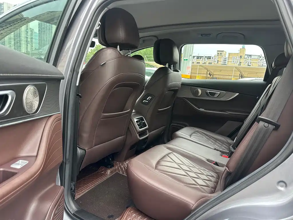 Chery Tiggo 8 PRO 2023 — фото 6