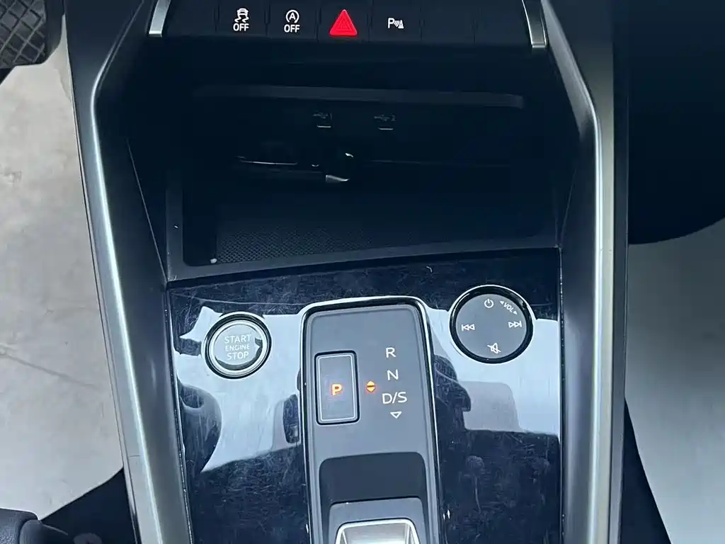 Audi A3 2022 — фото 10