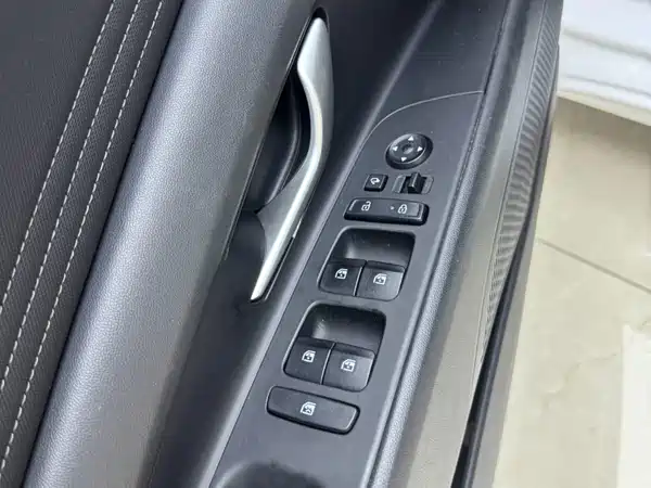 Hyundai Elantra 2022