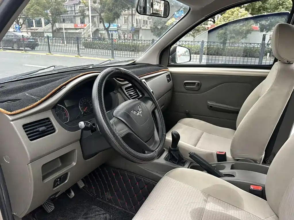 Wuling Rongguang V 2018 — фото 8