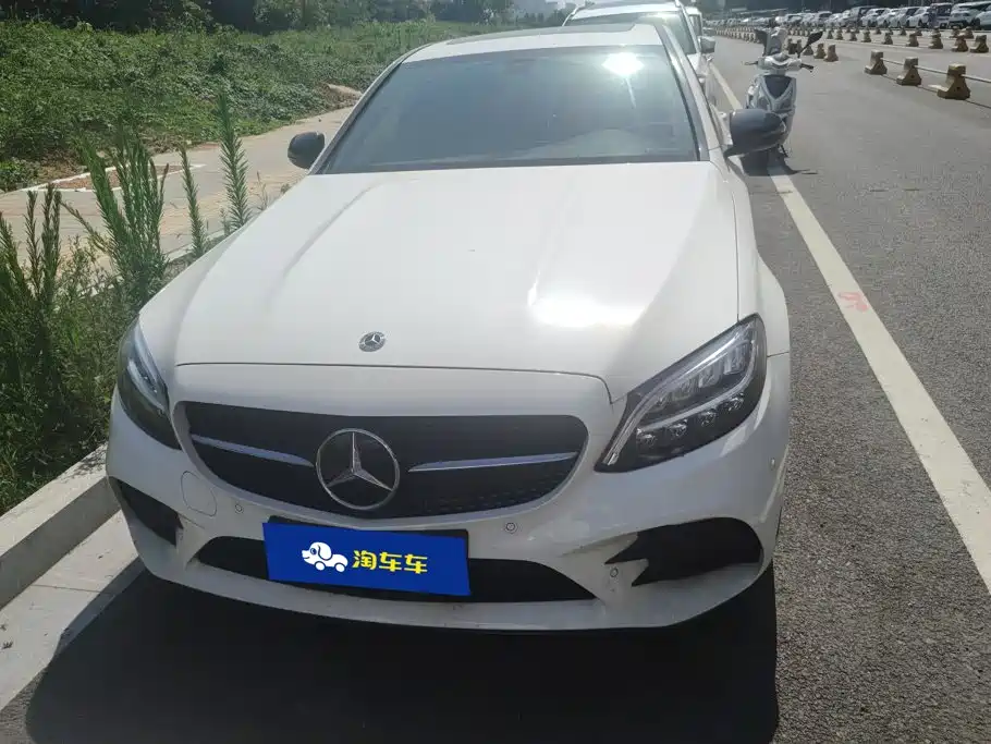 Mercedes-Benz C-Class 2021