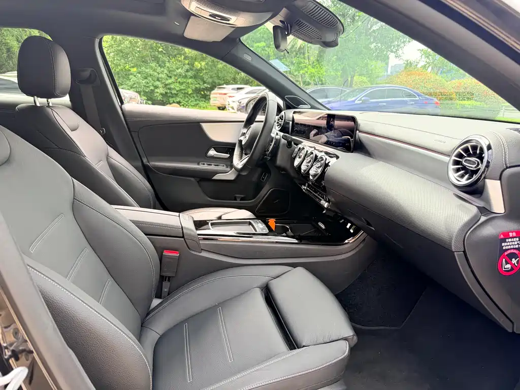 Mercedes-Benz A-Class AMG 2026 — фото 12