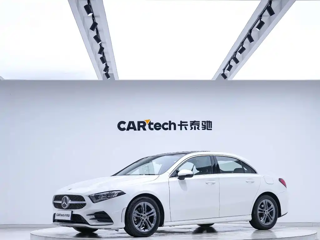 Mercedes-Benz A-Class 2021 — фото 1