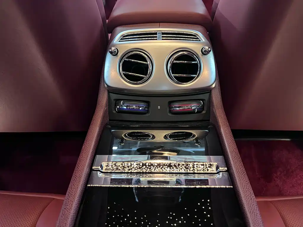 Rolls-Royce Wraith 2014 — фото 19