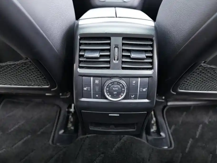 Mercedes-Benz GLS 2018 — фото 15