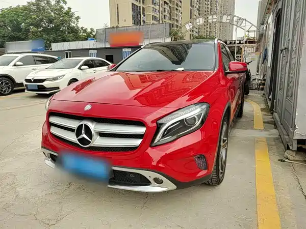 Mercedes-Benz GLA 2016