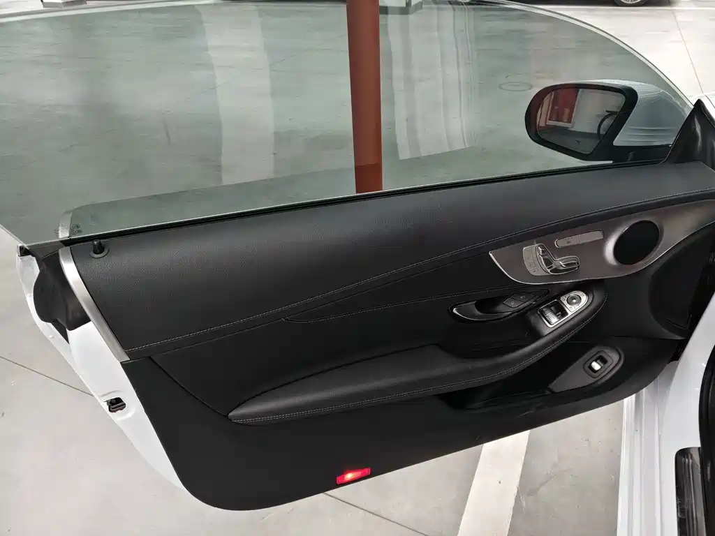 Mercedes-Benz C-Class 2021 — фото 6