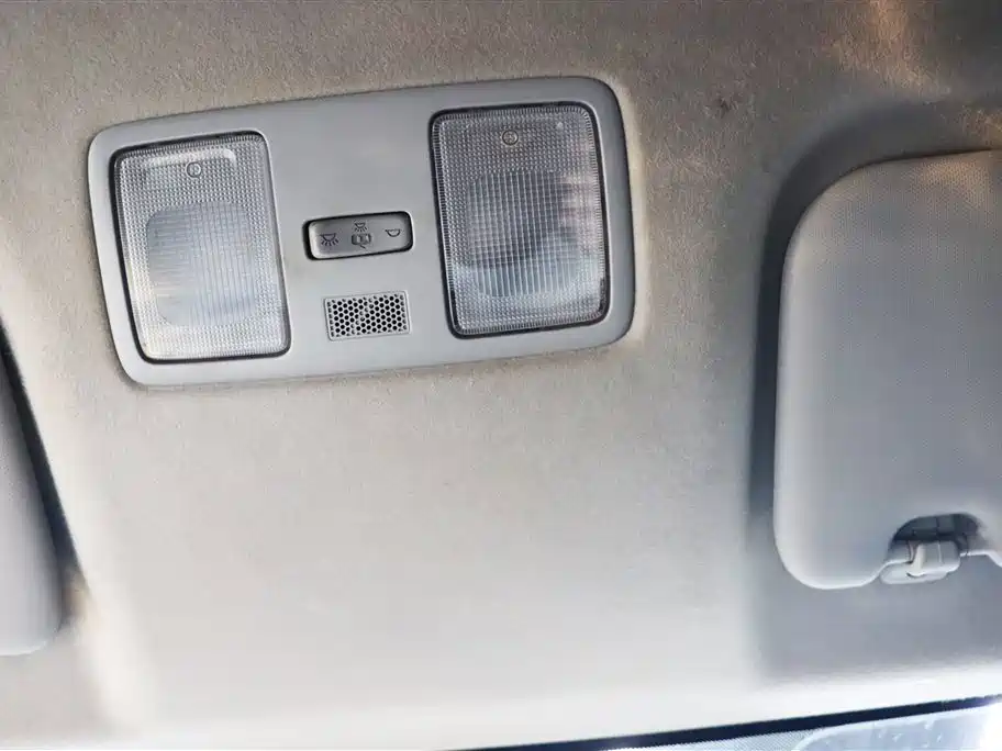 Hyundai Elantra 2022 — фото 20