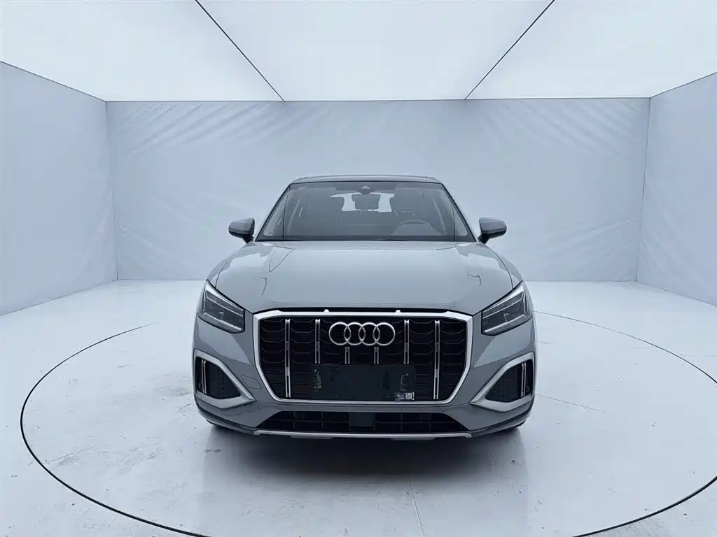 Audi Q2L 2024 — фото 2
